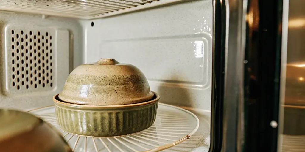 Drying Pot in Microwave: A Friendly Guide